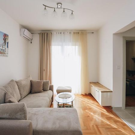 Apartments Viva Oliva Budva Buitenkant foto