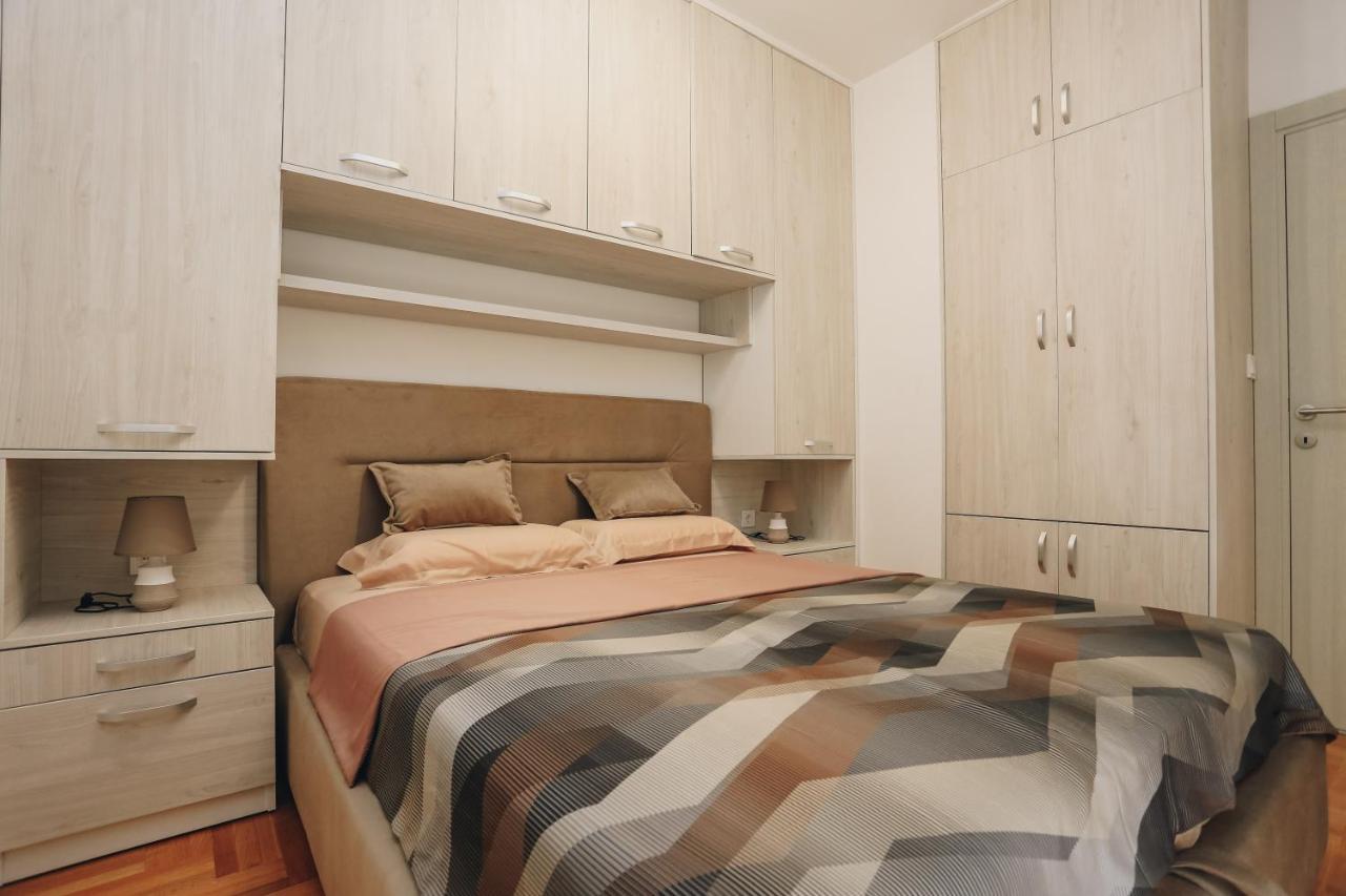 Apartments Viva Oliva Budva Buitenkant foto