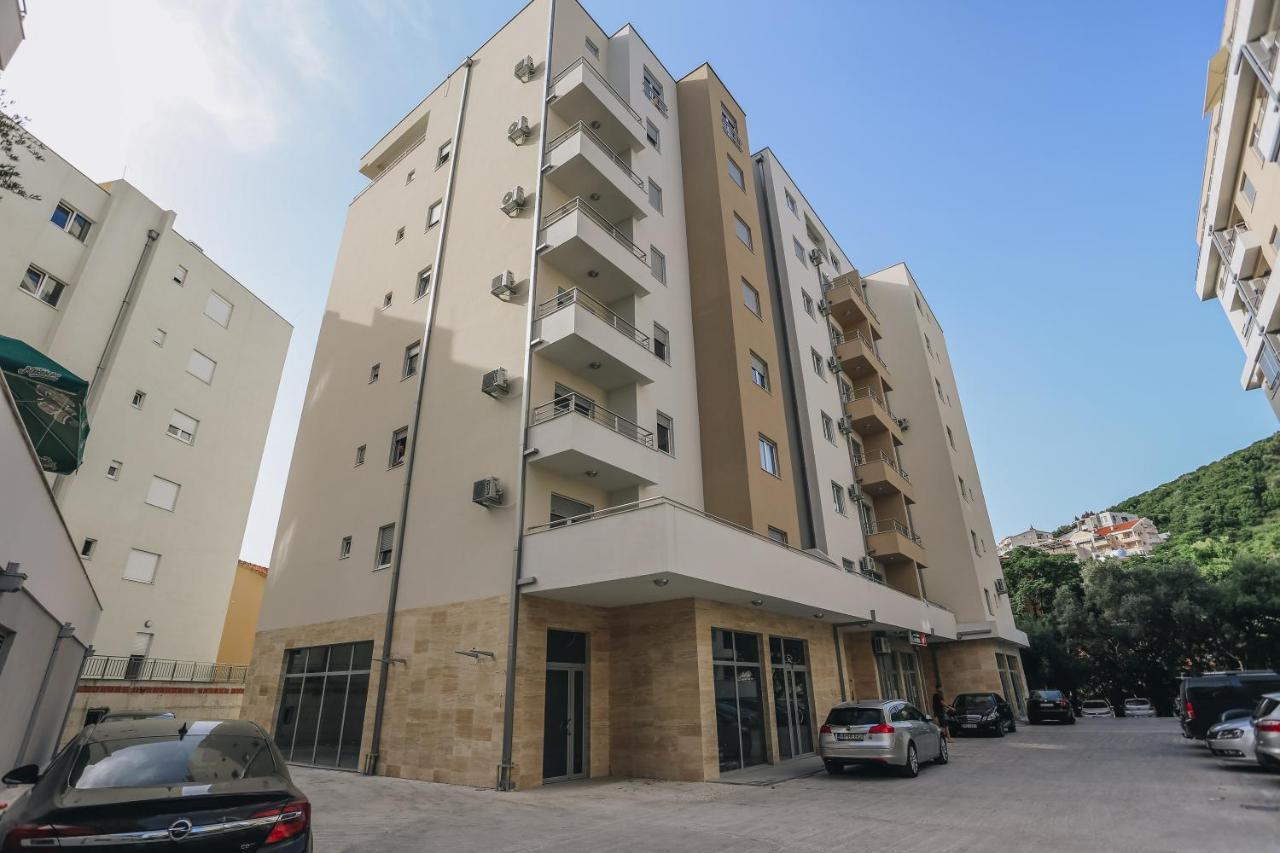Apartments Viva Oliva Budva Buitenkant foto