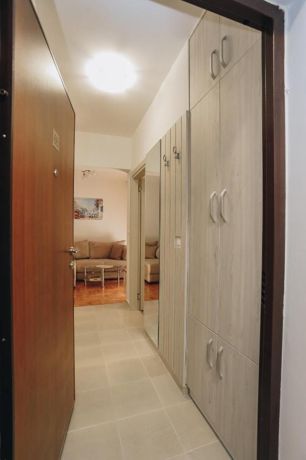 Apartments Viva Oliva Budva Buitenkant foto